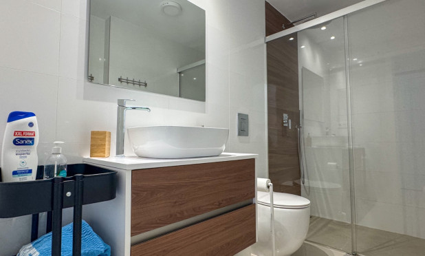 Odsprzedaż - Kamienica - Algorfa