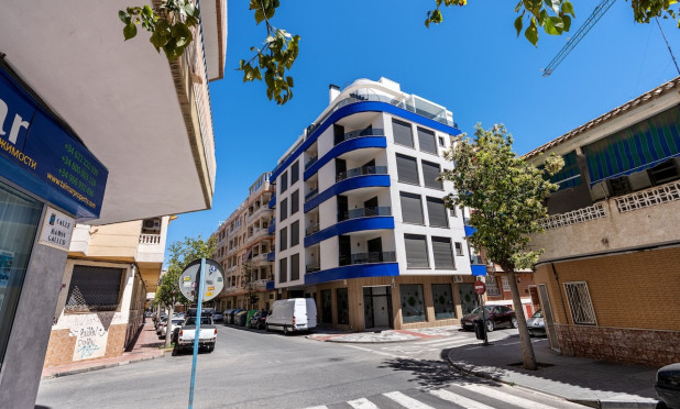 Resale - Apartment / flat - Torrevieja - Playa del Cura