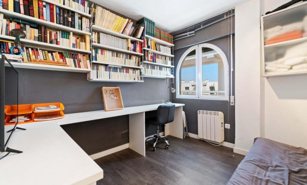 Resale - Apartment / flat - Orihuela Costa - Campoamor