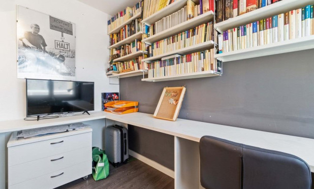 Resale - Apartment / flat - Orihuela Costa - Campoamor