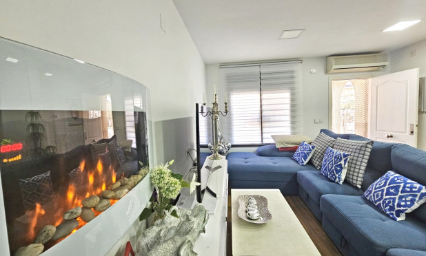 Resale - Apartment / flat - Los Alcazares - Pueblo Patrica