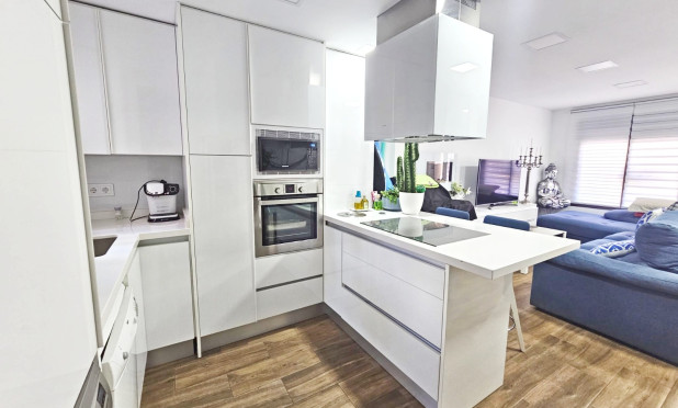 Resale - Apartment / flat - Los Alcazares - Pueblo Patrica