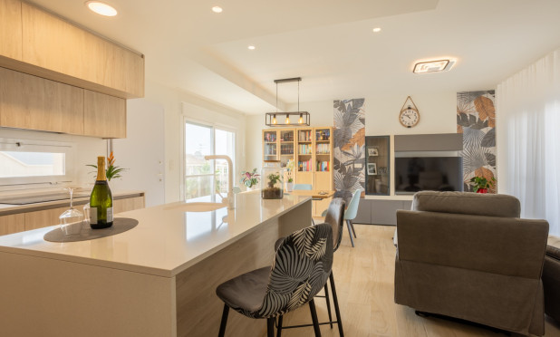 Resale - Apartment / flat - Orihuela Costa - Villamartín