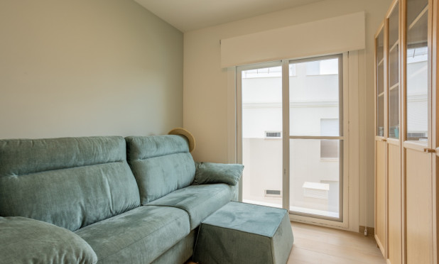 Resale - Apartment / flat - Orihuela Costa - Villamartín