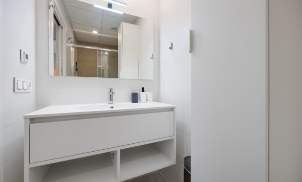 Resale - Apartment / flat - Orihuela Costa - Playa Flamenca