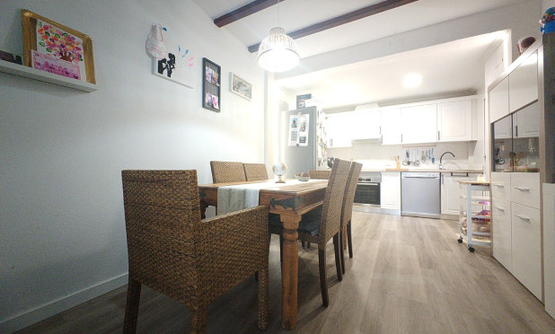 Odsprzedaż - Mieszkanie w bloku - Gran Alacant