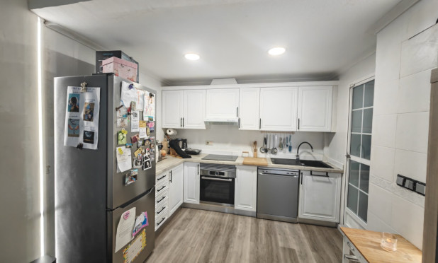 Odsprzedaż - Mieszkanie w bloku - Gran Alacant