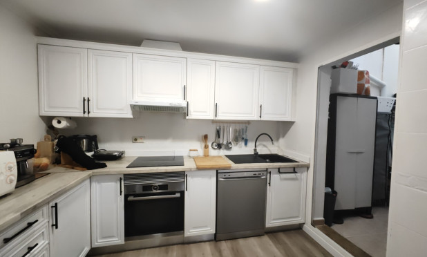 Odsprzedaż - Mieszkanie w bloku - Gran Alacant