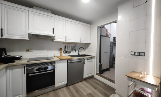 Odsprzedaż - Mieszkanie w bloku - Gran Alacant