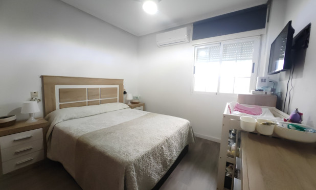 Odsprzedaż - Mieszkanie w bloku - Gran Alacant