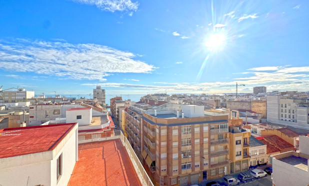 Resale - Apartment / flat - Torrevieja - Playa del Cura