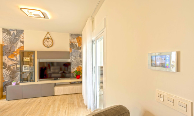 Resale - Apartment / flat - Orihuela Costa - Villamartín