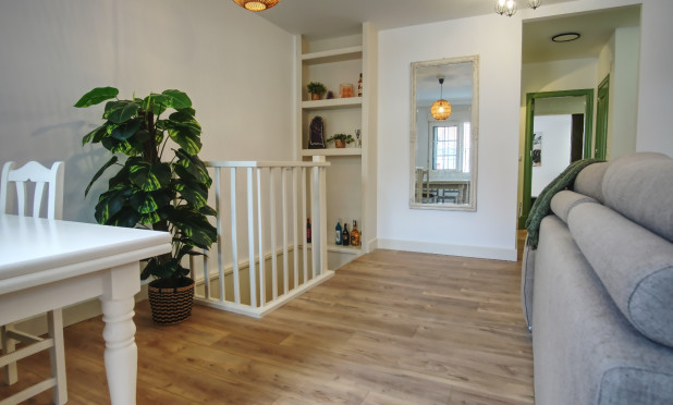 Resale - Villa - Orihuela Costa - Costa Blanca