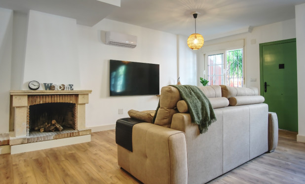 Resale - Villa - Orihuela Costa - Costa Blanca