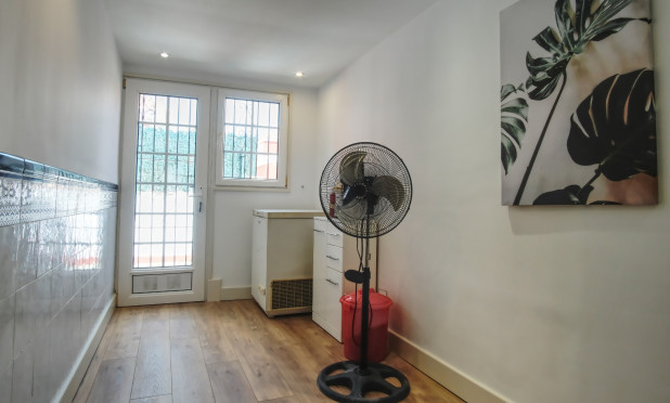 Resale - Villa - Orihuela Costa - Costa Blanca