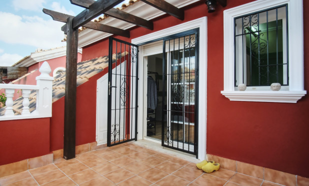 Resale - Villa - Orihuela Costa - Costa Blanca