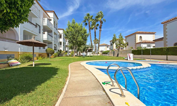 Resale - Apartment / flat - Orihuela Costa - Villamartín