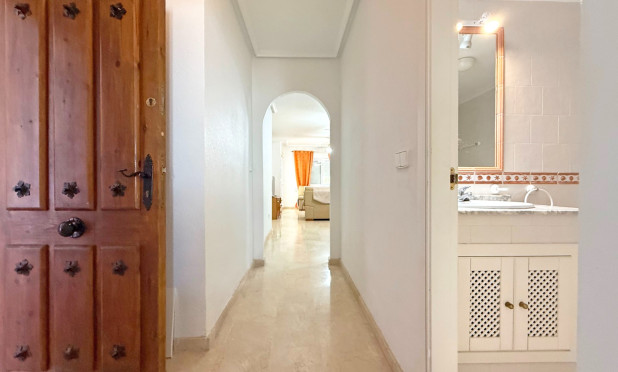 Resale - Apartment / flat - Orihuela Costa - Villamartín