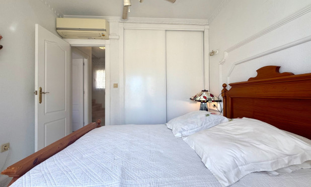 Resale - Villa - Orihuela Costa - Villamartín