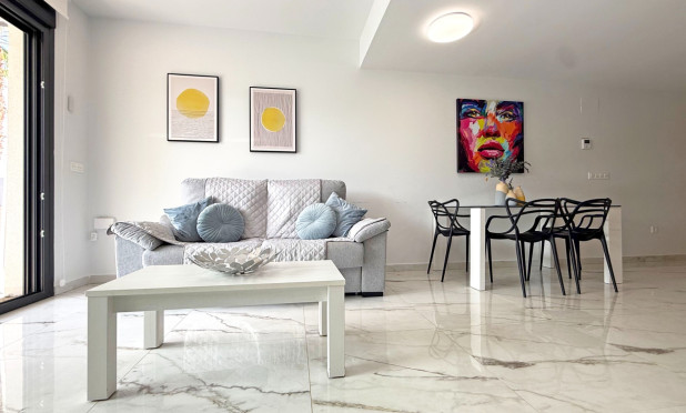 Resale - Apartment / flat - Orihuela Costa - Los Altos