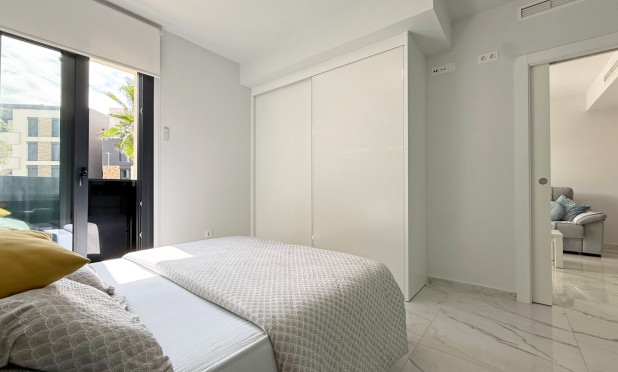 Resale - Apartment / flat - Orihuela Costa - Los Altos