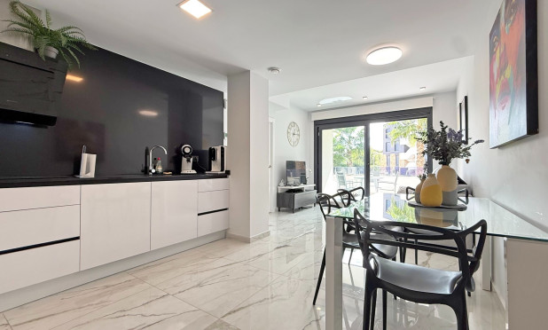 Resale - Apartment / flat - Orihuela Costa - Los Altos