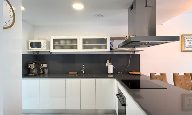 Herverkoop - Herenhuis - Playa Flamenca