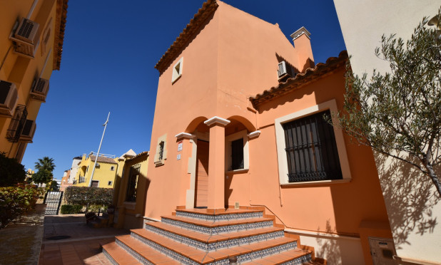 Resale - Townhouse - Algorfa - La Finca Golf