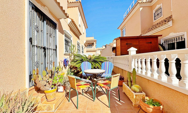Resale - Townhouse - Orihuela Costa - Villamartín