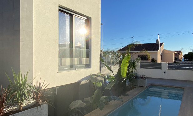 Nouvelle construction - Villa - La Mata