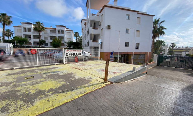 Resale - Commercial - Orihuela Costa - Villamartin