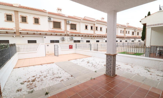 Resale - Townhouse - San Miguel de Salinas - Cerro Del Sol