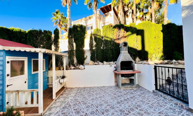 Revente - Villa - Orihuela Costa - Lomas de Campoamor-Las Ramblas