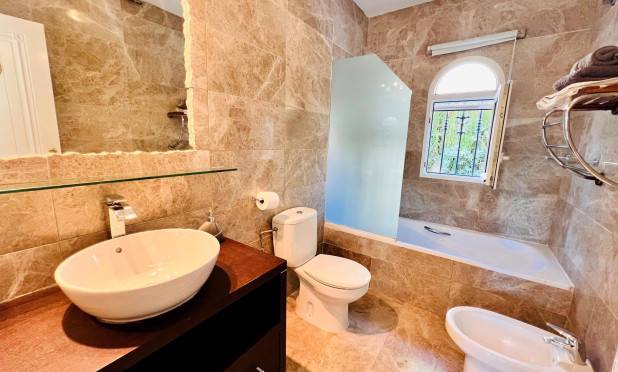 Revente - Villa - Orihuela Costa - Lomas de Campoamor-Las Ramblas