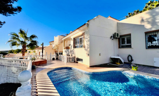 Revente - Villa - Orihuela Costa - Lomas de Campoamor-Las Ramblas