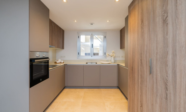 Obra nueva - Apartamento / piso - Estepona