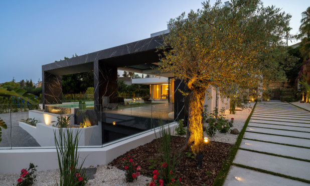 Nowy budynek - Villa - El Paraíso