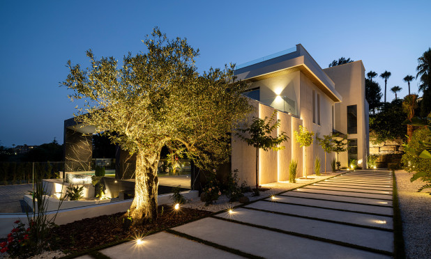 Nowy budynek - Villa - El Paraíso