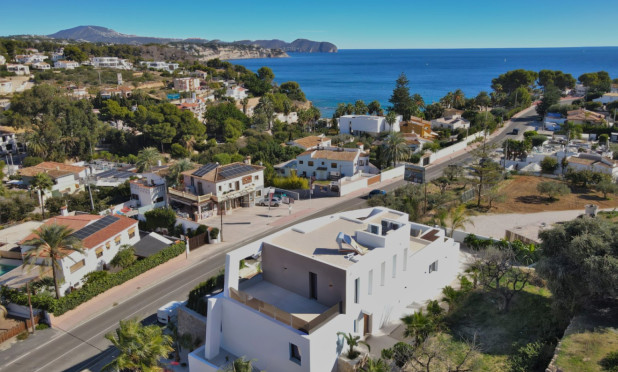 Resale - Villa - Benissa