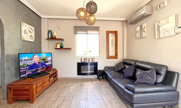 Resale - Villa - Orihuela Costa - La Zenia