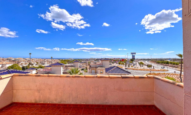 Resale - Villa - Orihuela Costa - La Zenia