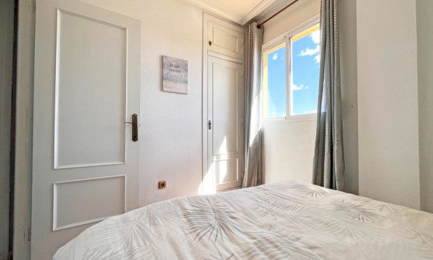 Resale - Villa - Orihuela Costa - La Zenia