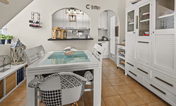 Resale - Villa - Torre de la Horadada - Pueblo Latino