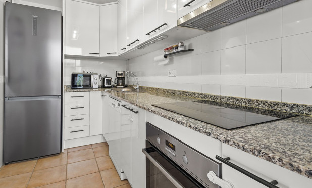 Resale - Villa - Torre de la Horadada - Pueblo Latino