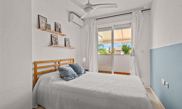 Resale - Villa - Torre de la Horadada - Pueblo Latino