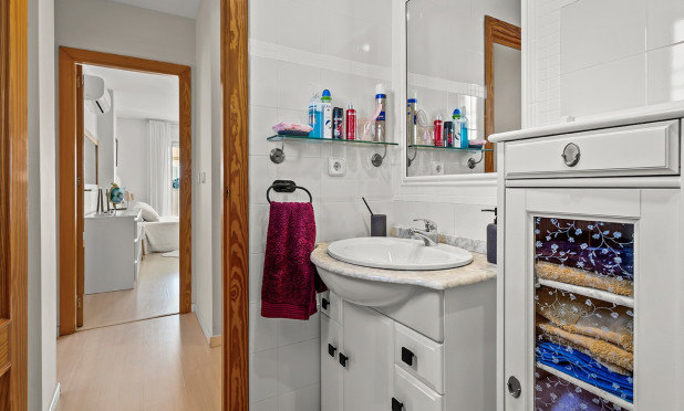 Resale - Villa - Torre de la Horadada - Pueblo Latino