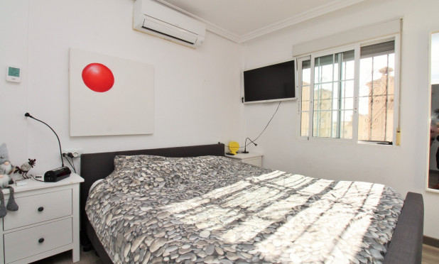 Resale - Townhouse - Villamartín