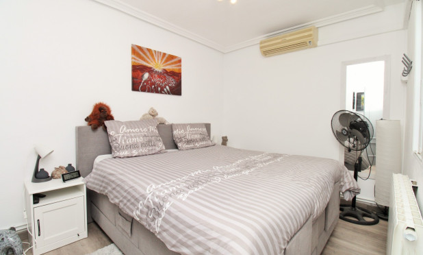 Resale - Townhouse - Villamartín