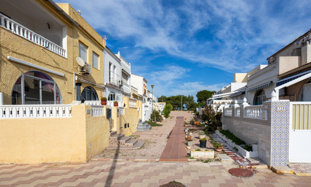 Resale - Townhouse - Torrevieja - La Siesta