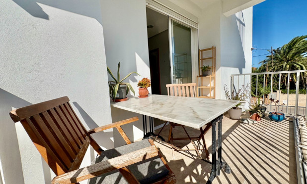 Resale - Apartment / flat - Denia - Les Marines - Las Marinas